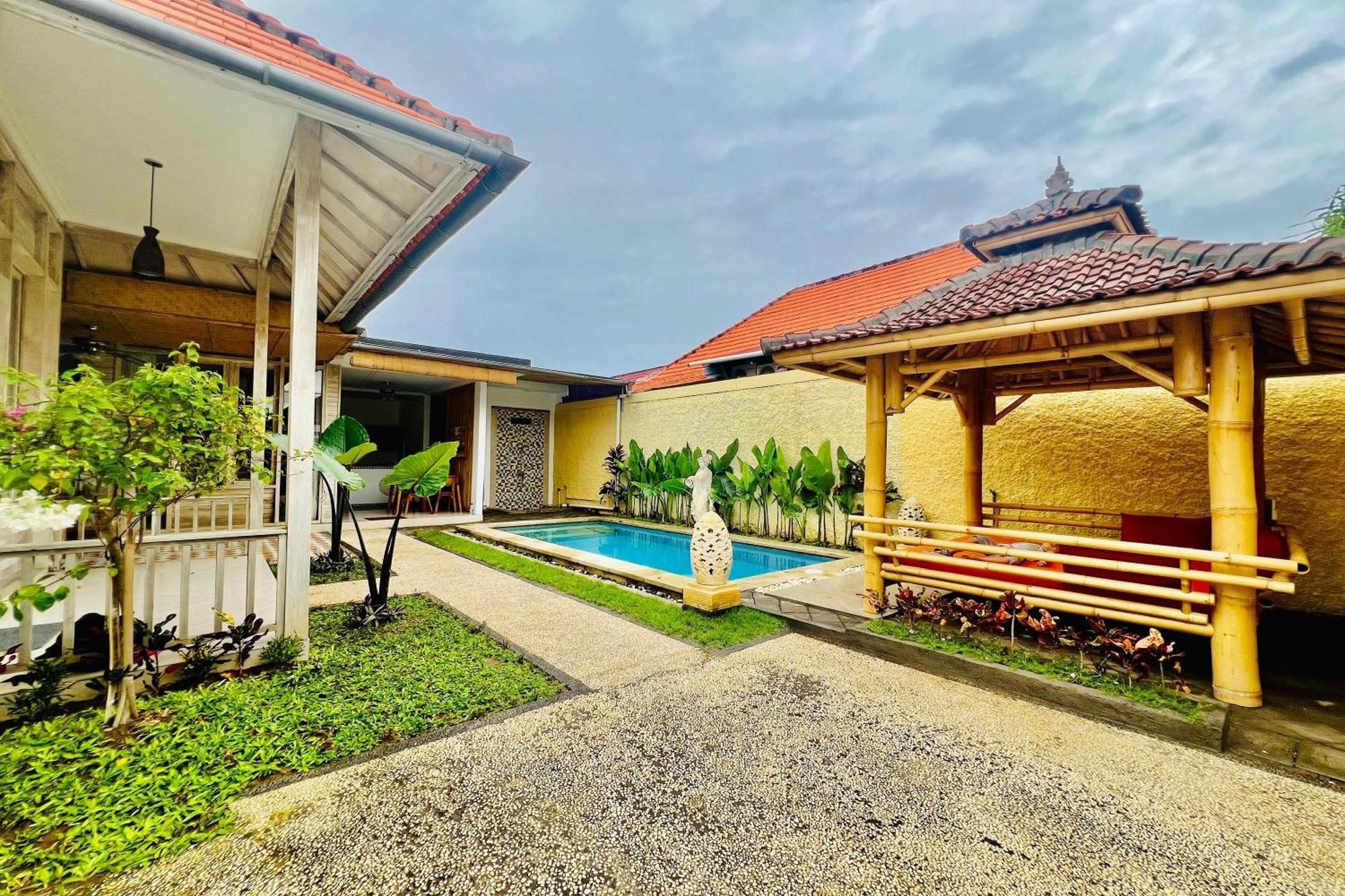 La Linda Villa