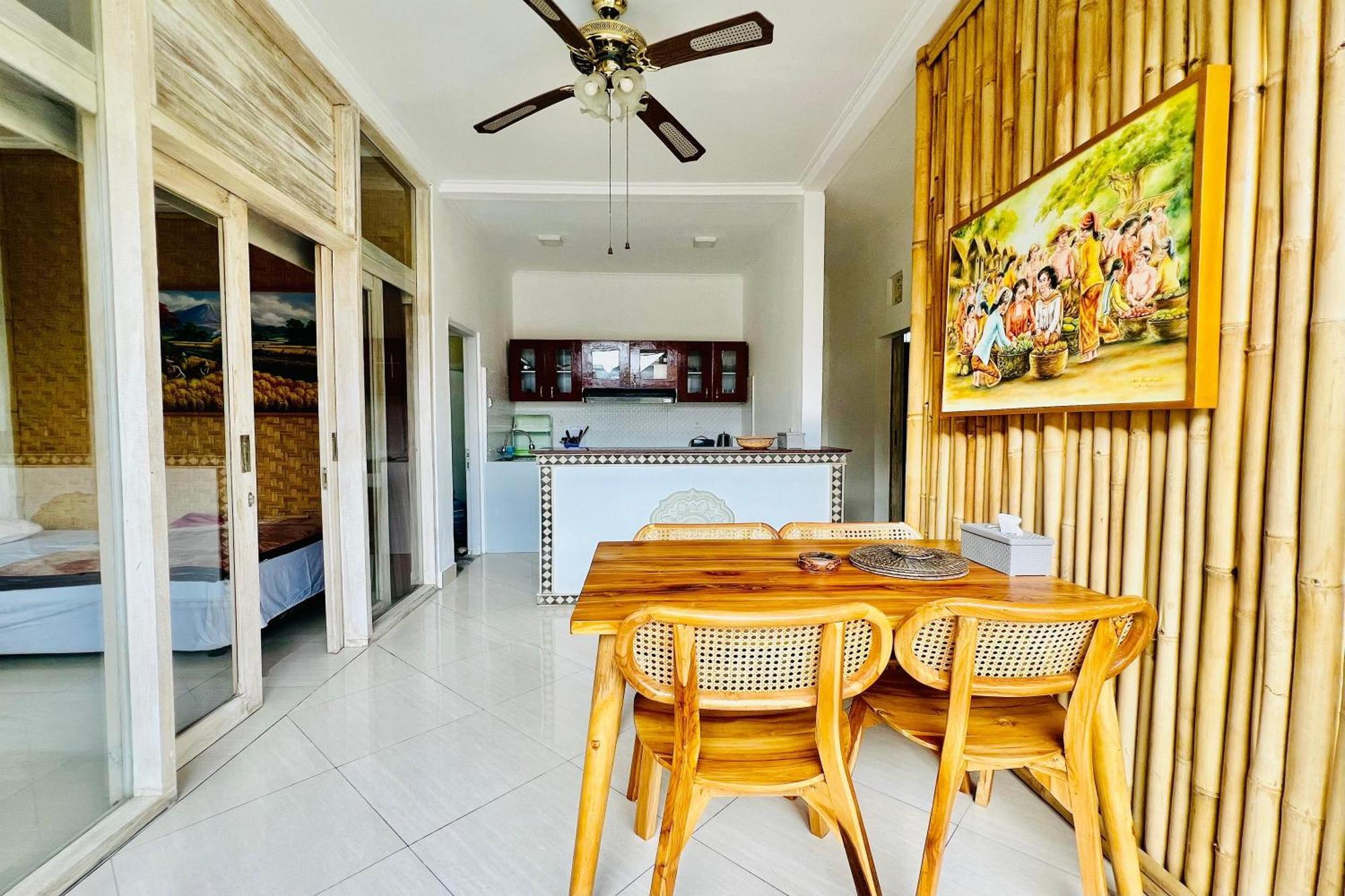 La Linda Villa